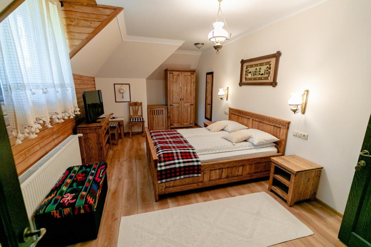 Glodeanca Hotel Buitenkant foto