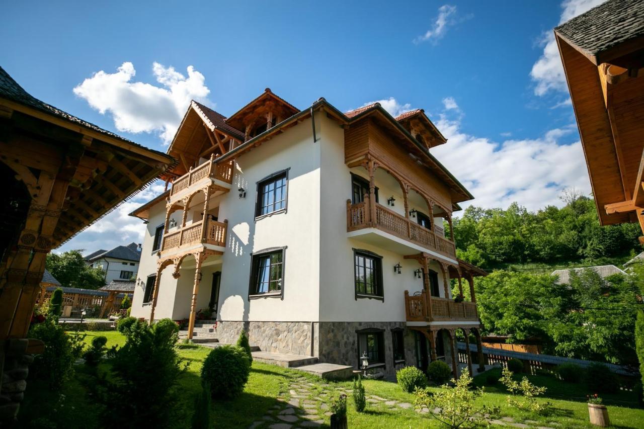 Glodeanca Hotel Buitenkant foto